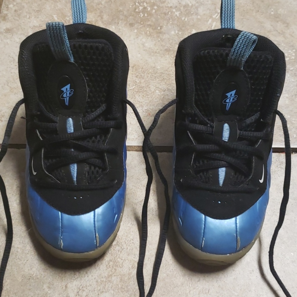 9c blue Nike Foamposite (foams)